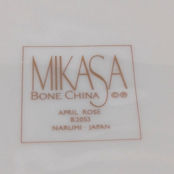 Mikasa Bone China April Rose leaf tray